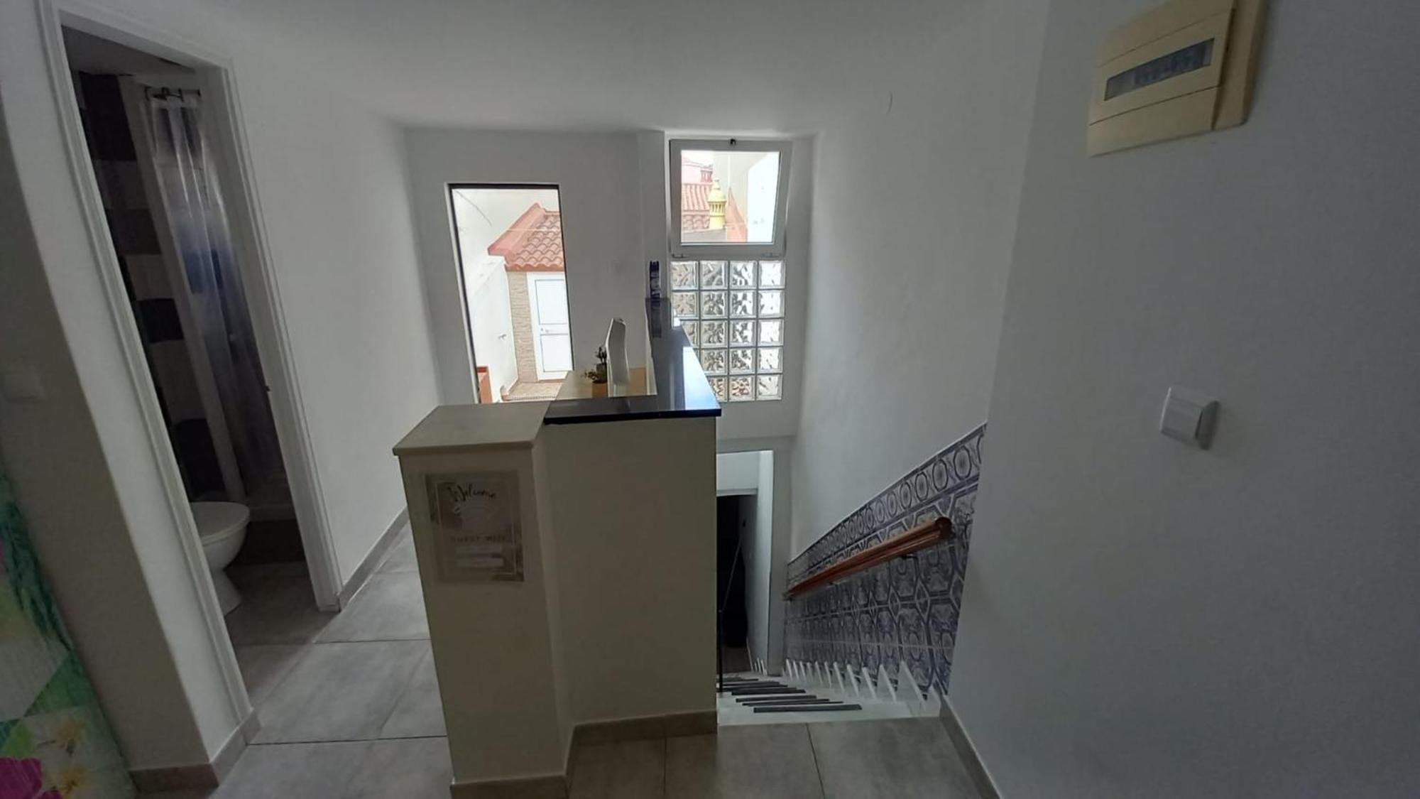 ליסבון Alvito Guest House - Comfortable Room With Private Bathroom מראה חיצוני תמונה